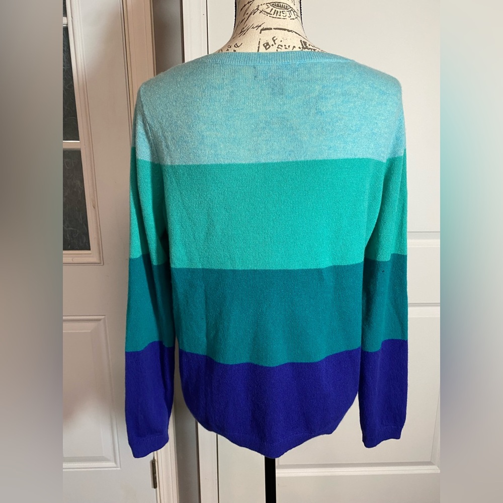 Lands' End 100% Cashmere Blue & Green (Teal &Aqua) Colorblock Sweater Medium/M E - Picture 2 of 5